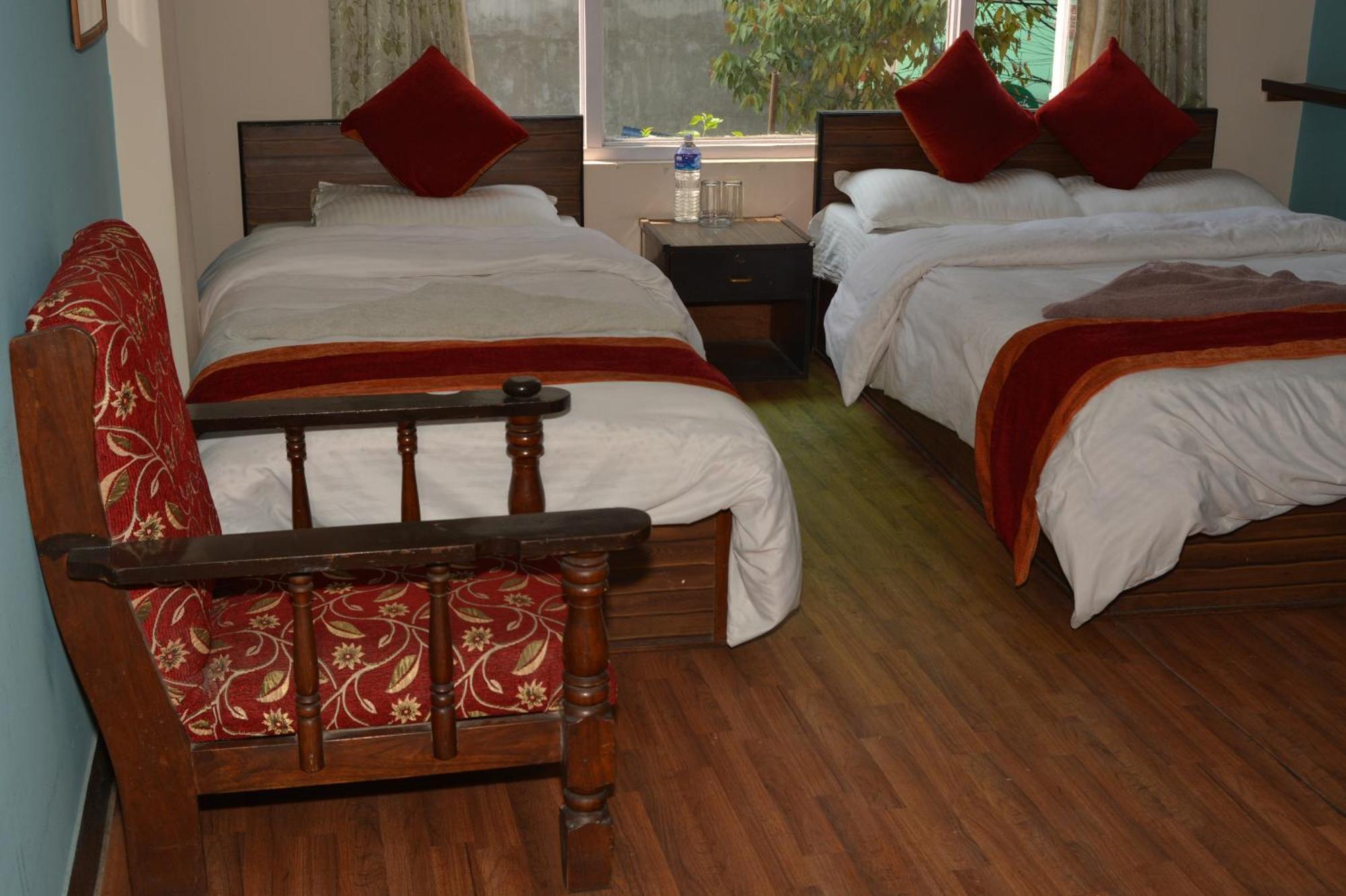 Discovery Bed & Breakfast 2*
